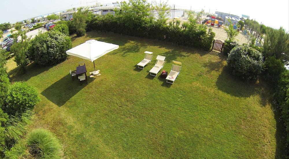 Hotel City Milano Marittima Eksteriør billede