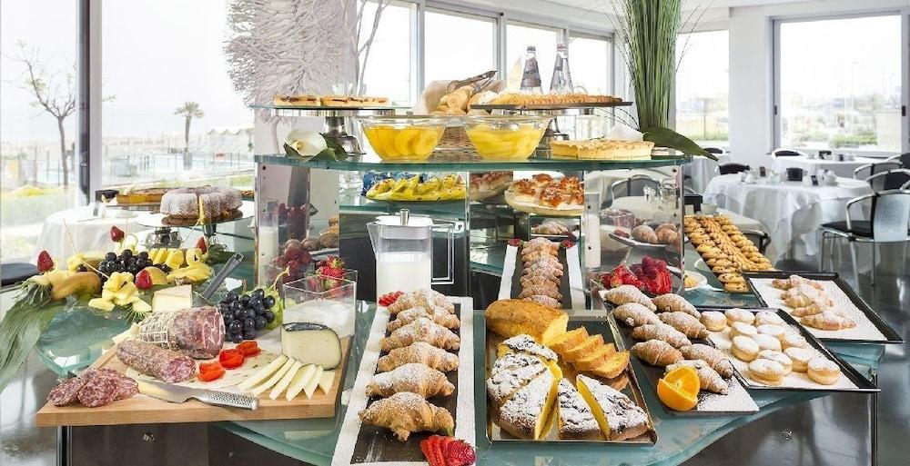 Hotel City Milano Marittima Eksteriør billede